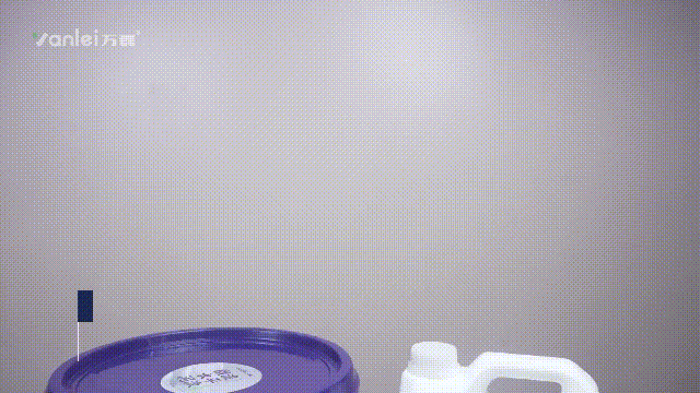 站著，把錢掙了！ | 萬磊流平派微水泥，現(xiàn)已上市