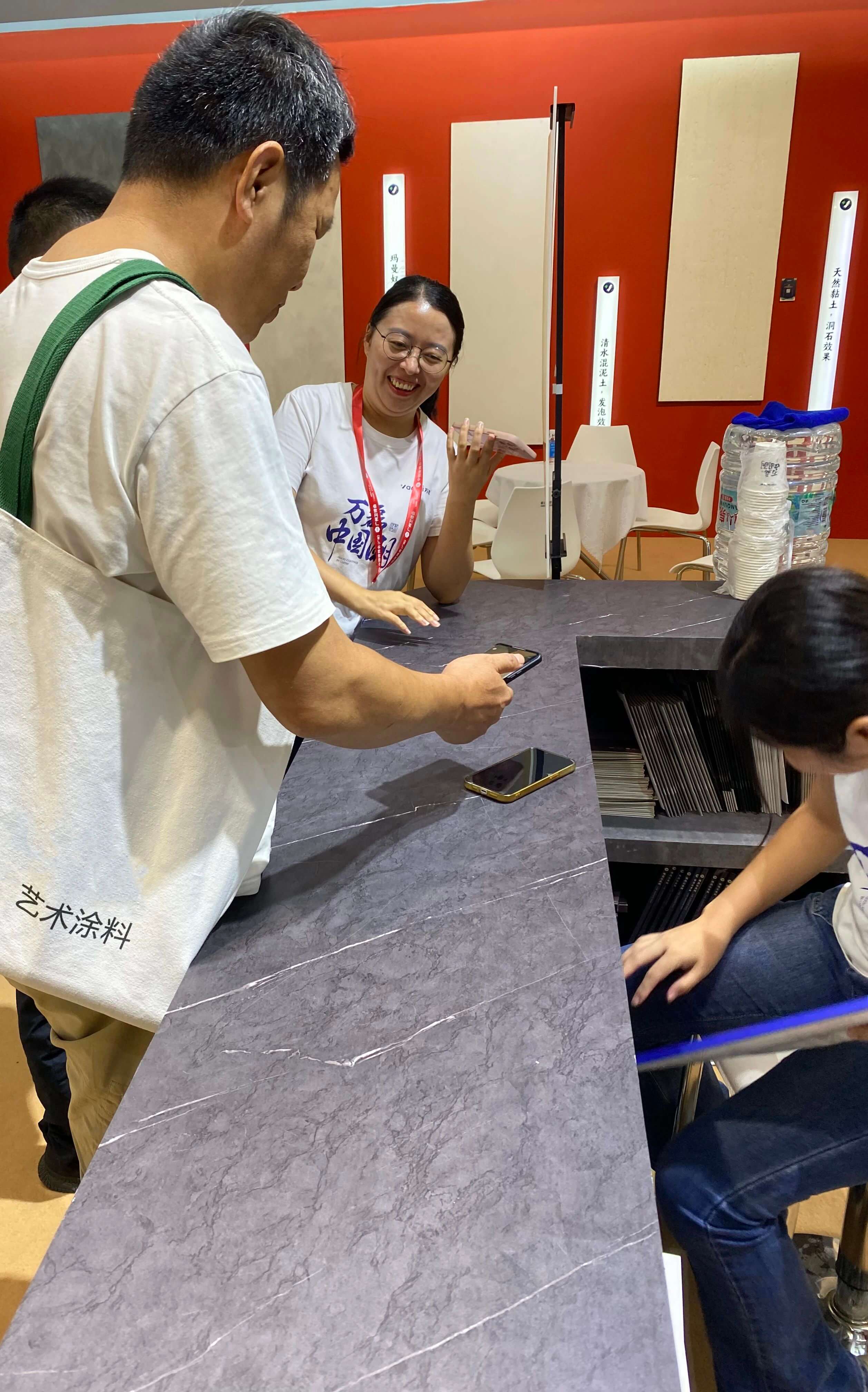 最“省”新品呈現(xiàn)！萬磊涂料國潮館實力吸睛！