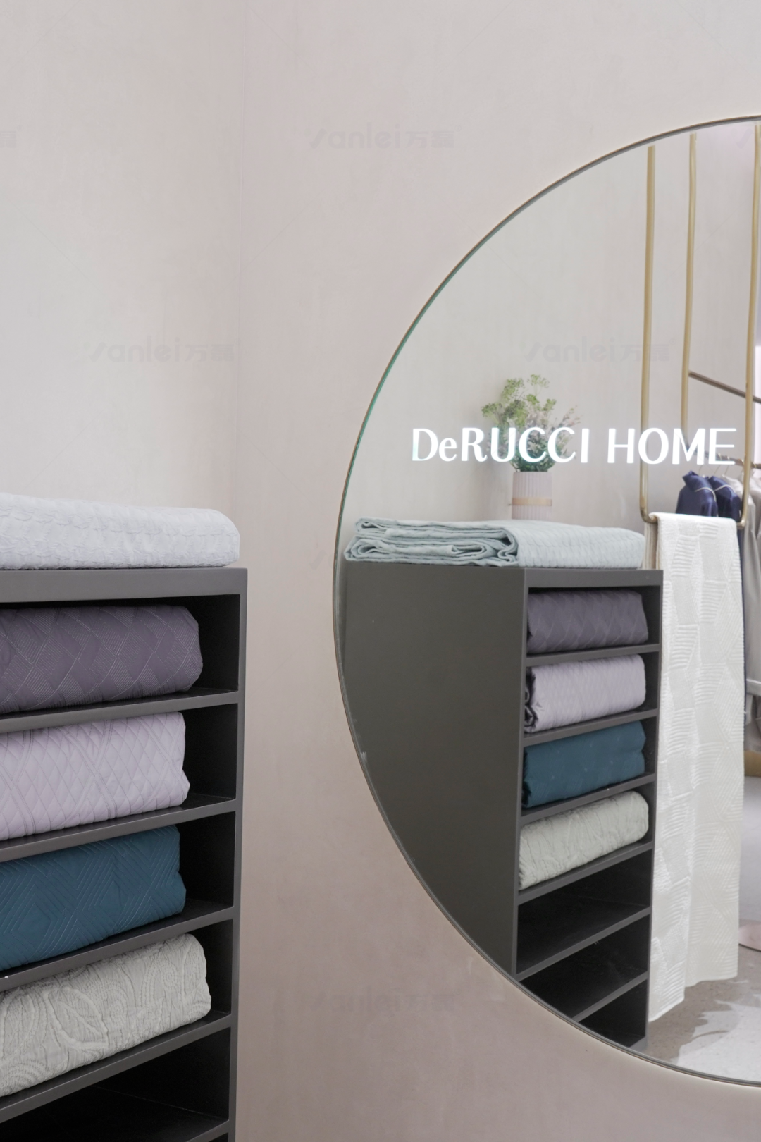 萬磊案例賞析 | 金屬遇上絲絨，尋覓絲質(zhì)般舒適生活