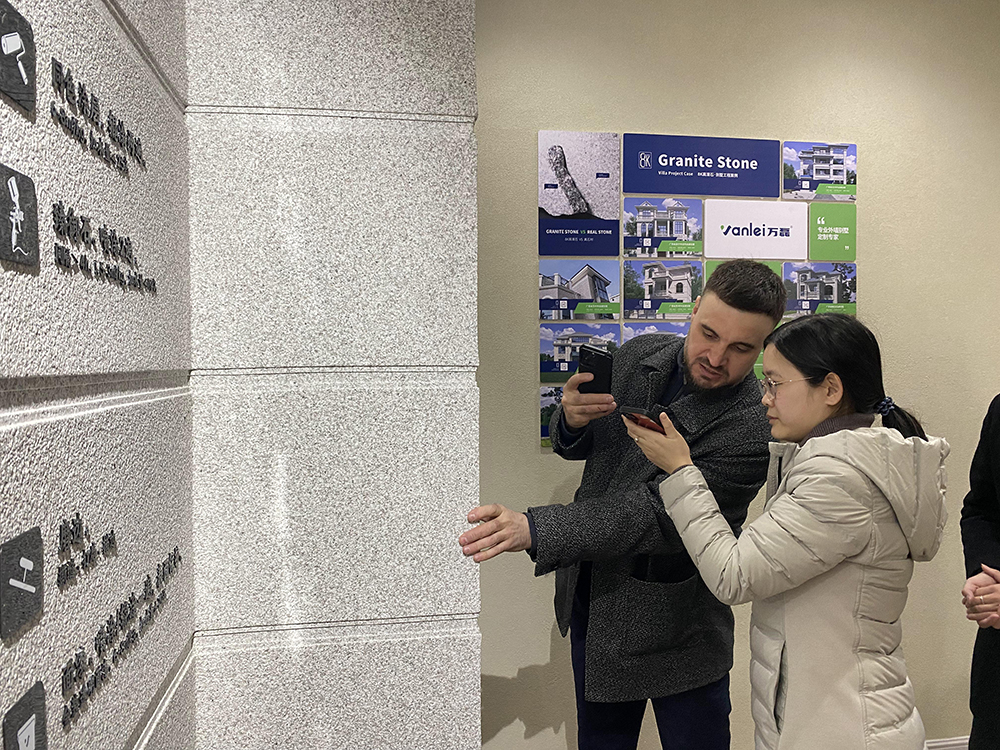 一天簽下七國代理！開啟俄羅斯市場大跨越！