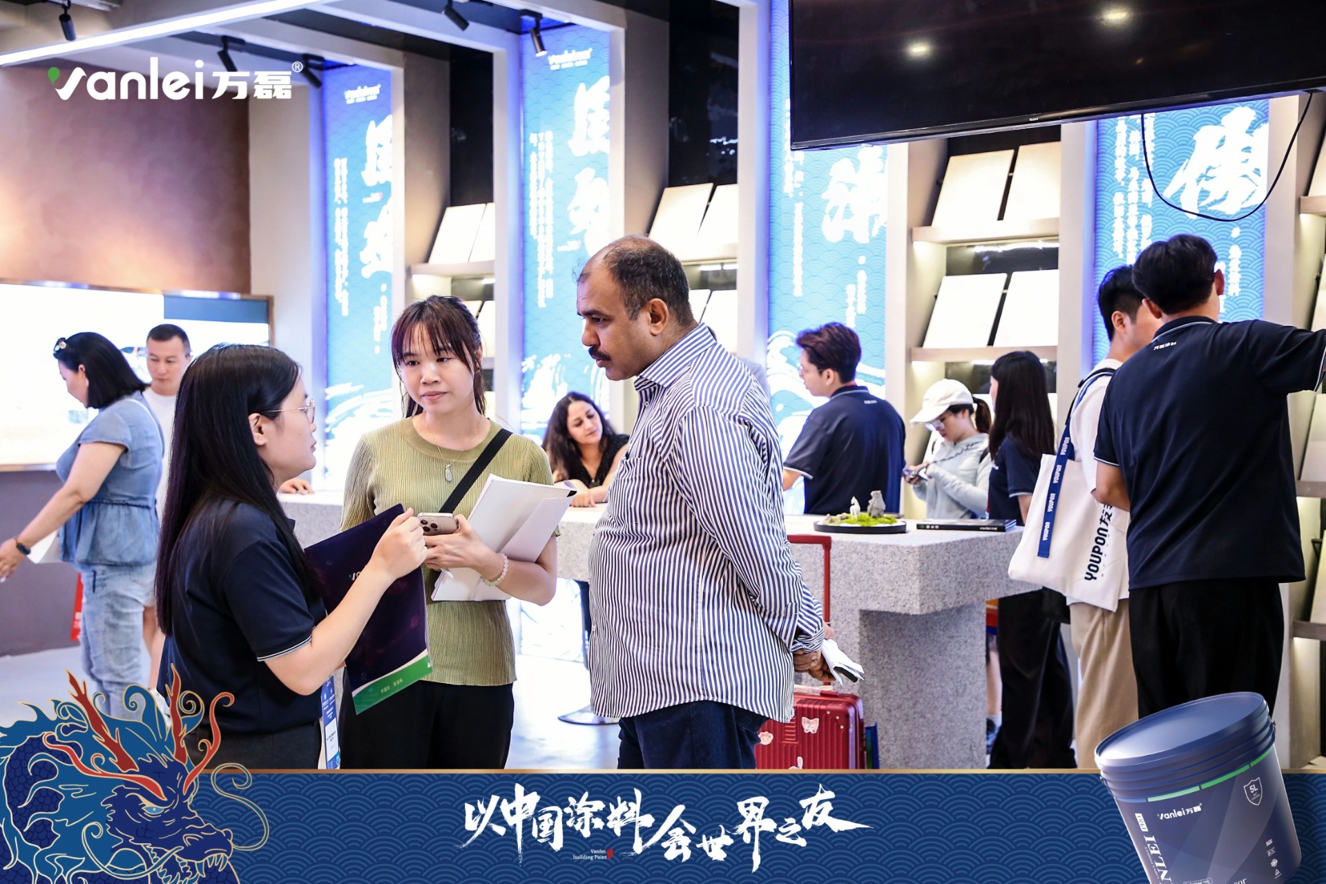 七年蟬聯(lián)展館人氣王！萬(wàn)磊涂料，以中國(guó)涂料，會(huì)世界之友